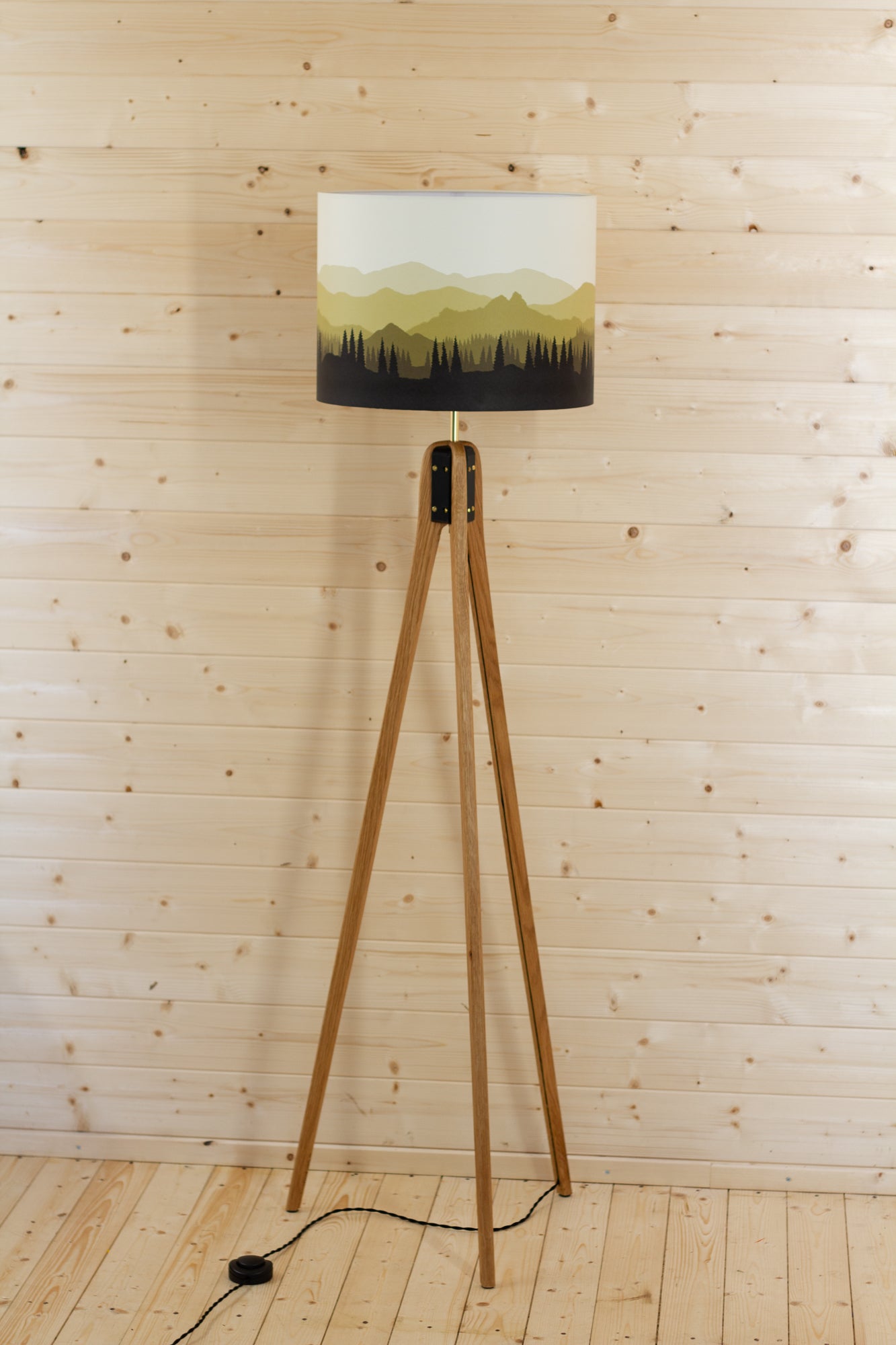 Landscape #4 Oak Tripod - Yellow