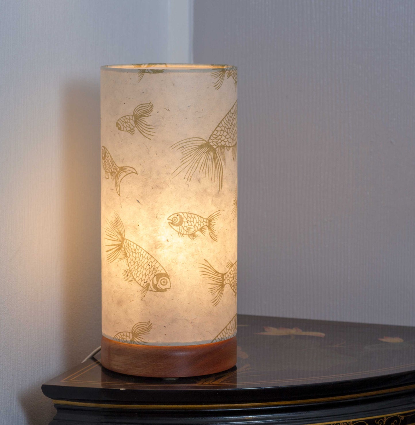 Drum Lamp Shade - P40 ~ Gold Fish Screen Print on Natural Lokta, 15cm(diameter)