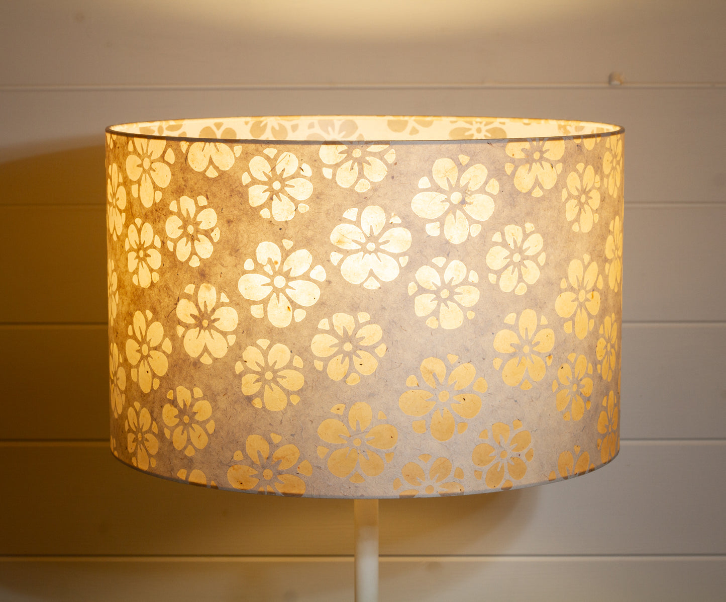 Drum Lamp Shade - P75 ~ Batik Star Flower Natural, 40cm(d) x 25cm(h)