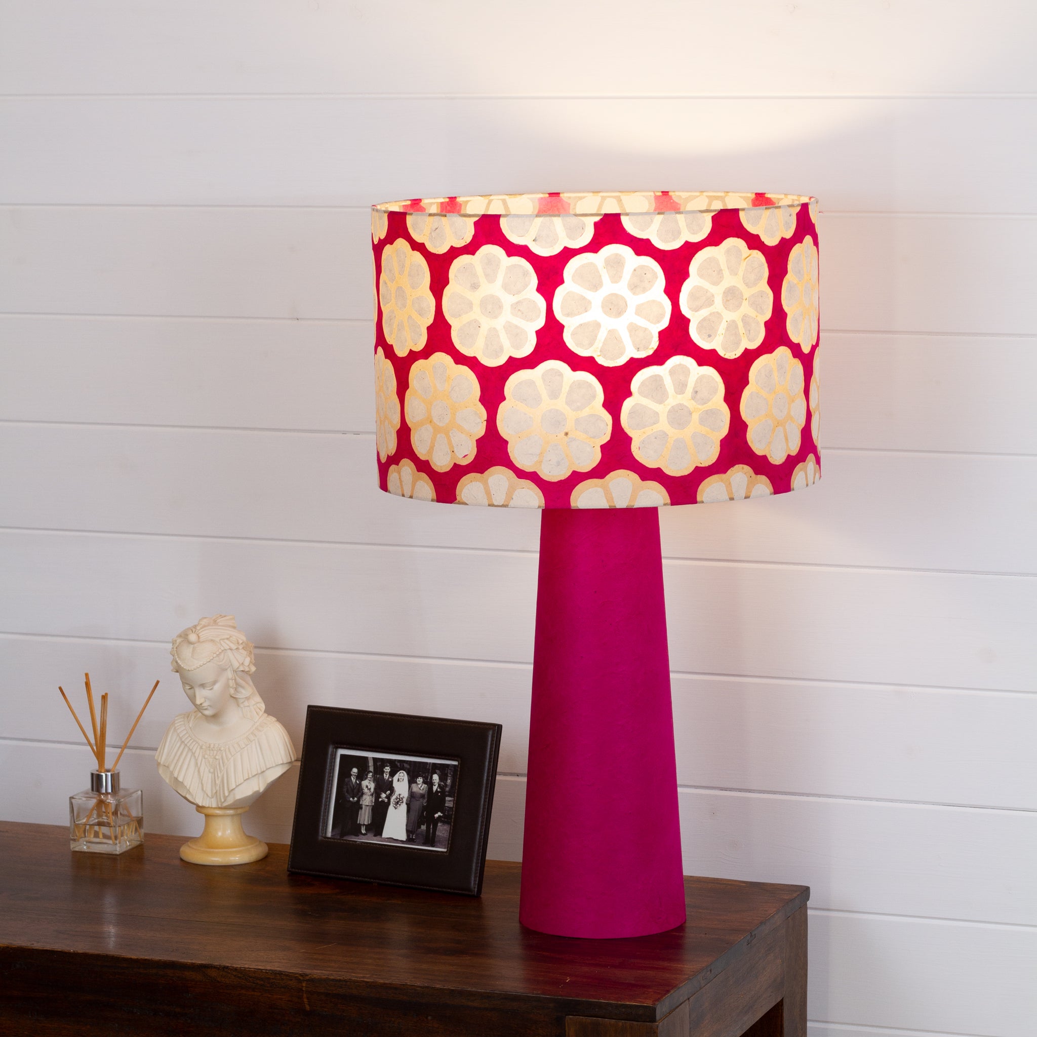 Large on sale pink lamp