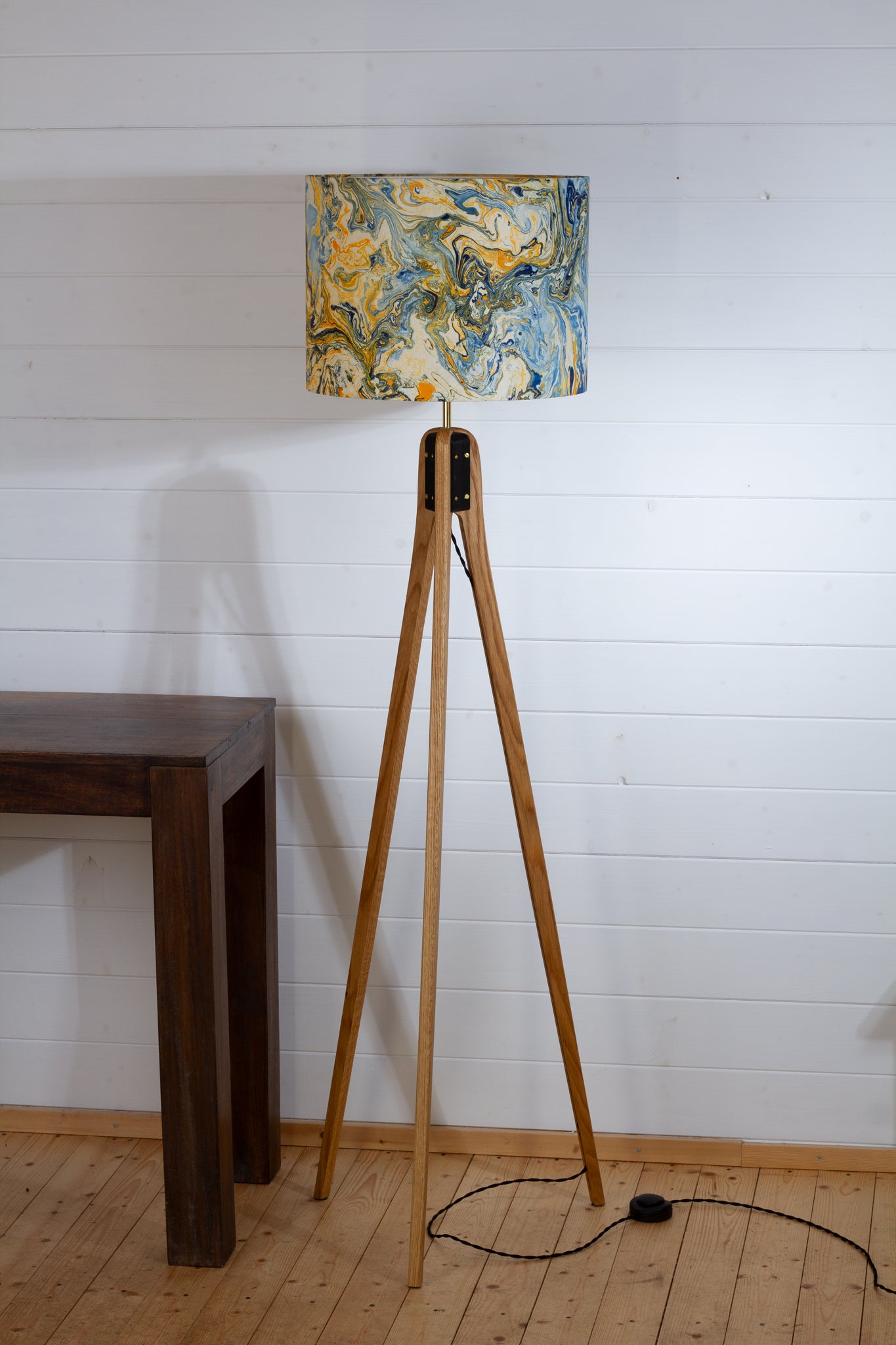 Oak wood hot sale tripod floor lamp