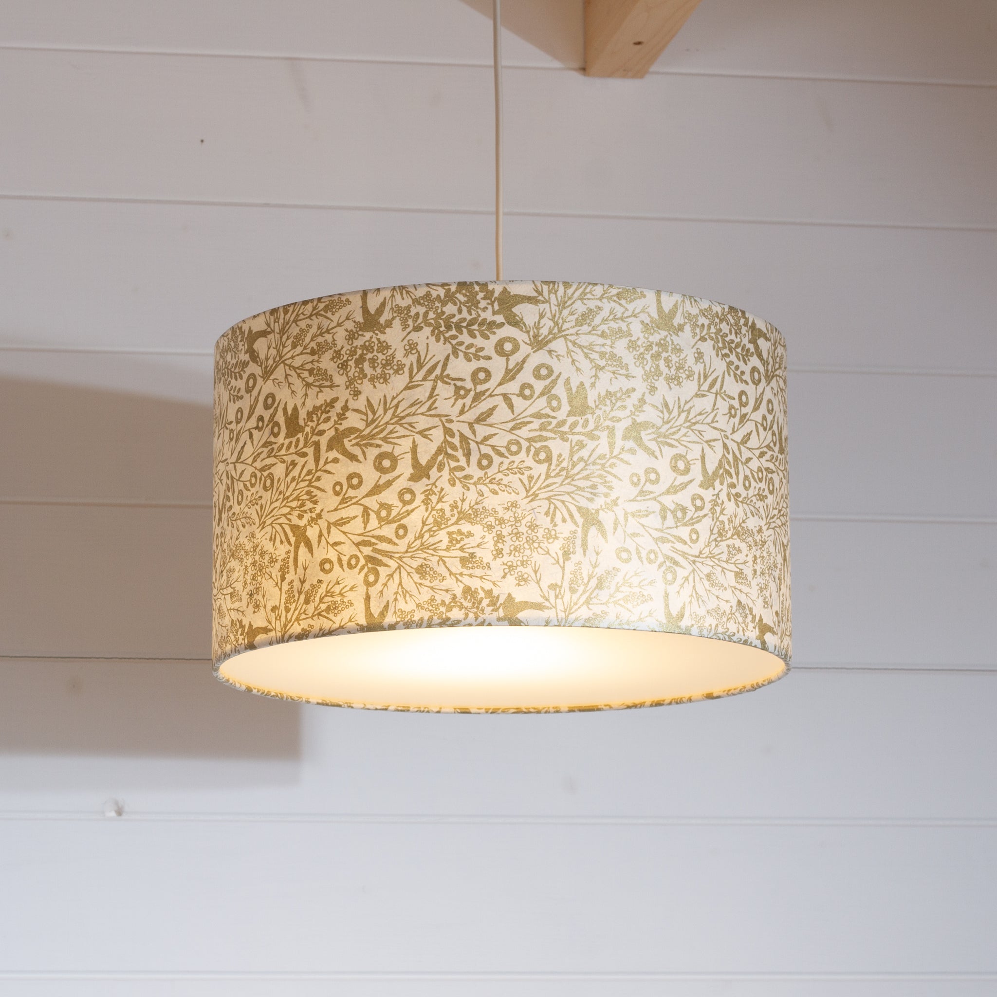 Gold drum deals shade chandelier