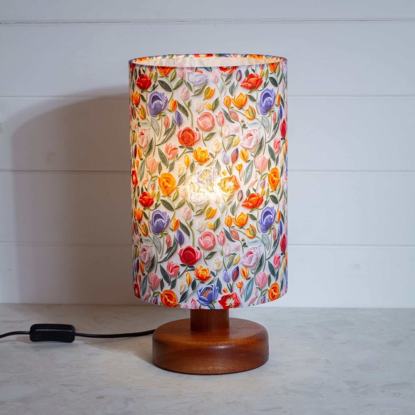 Round Sapele Table Lamp with 20cm x 30cm Lamp Shade in F150 ~ Tulip Stems