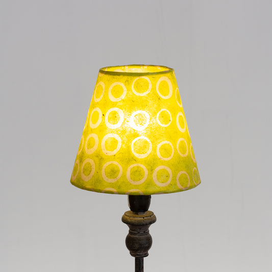 Clip on Lamp Shade - Short - P02 - Batik Lime Circles