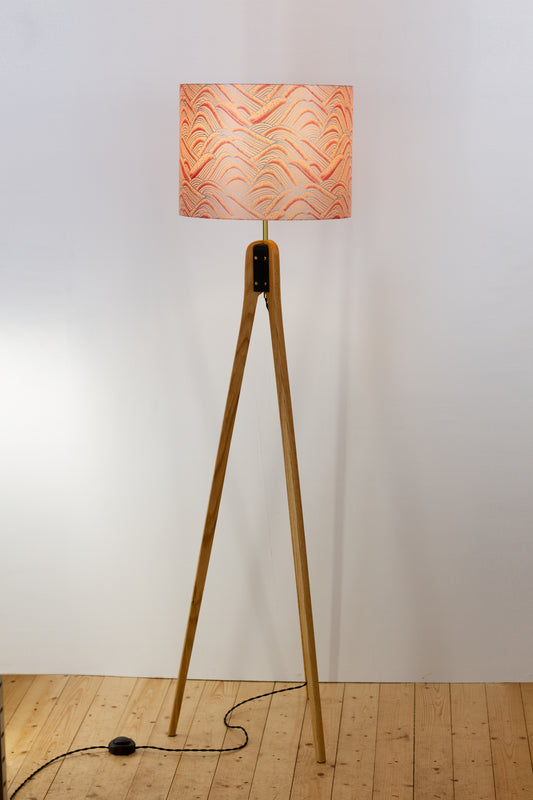 Oak Tripod Floor Lamp - W09 ~ Peach Hills