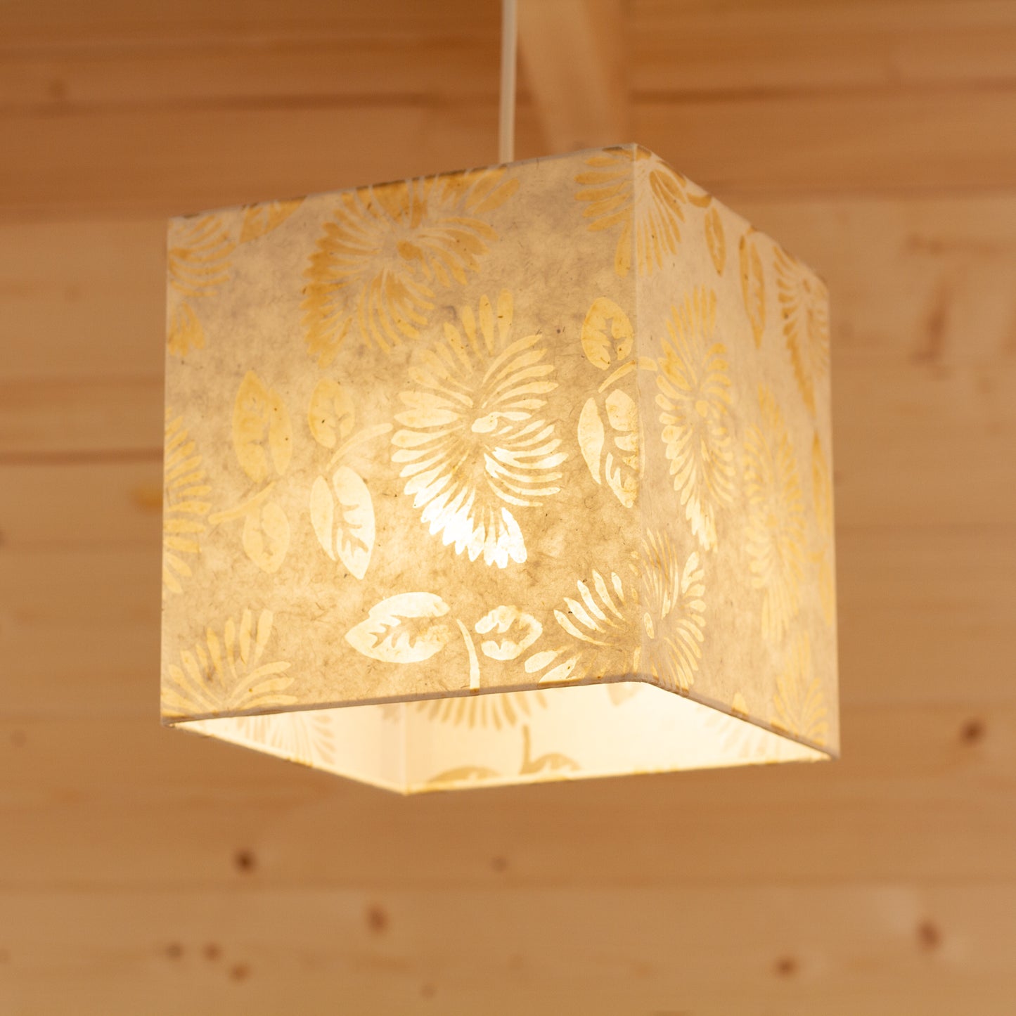 Square Lamp Shade - P09 - Batik Peony on Natural, 20cm(w) x 20cm(h) x 20cm(d)