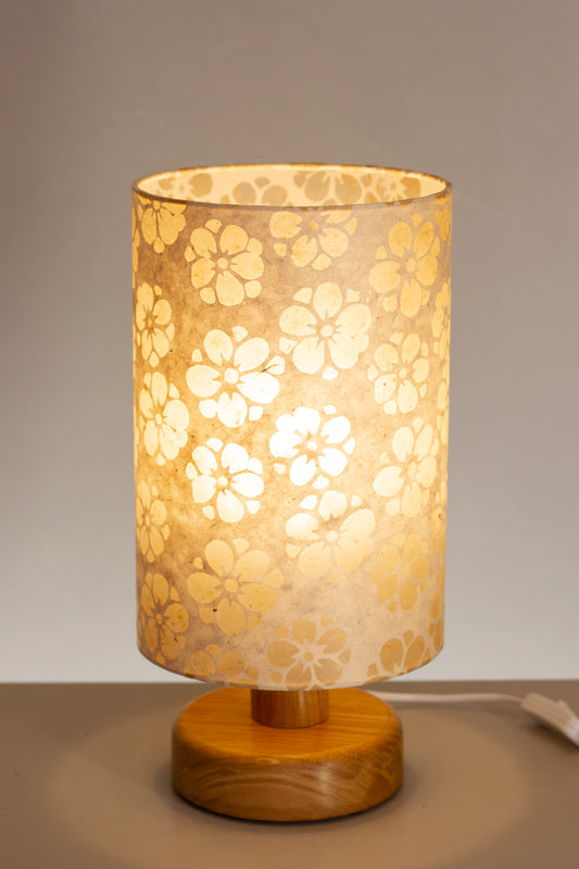 Round Oak Table Lamp with 20cm x 30cm Lamp Shade in P75 - Batik Star Flower Natural