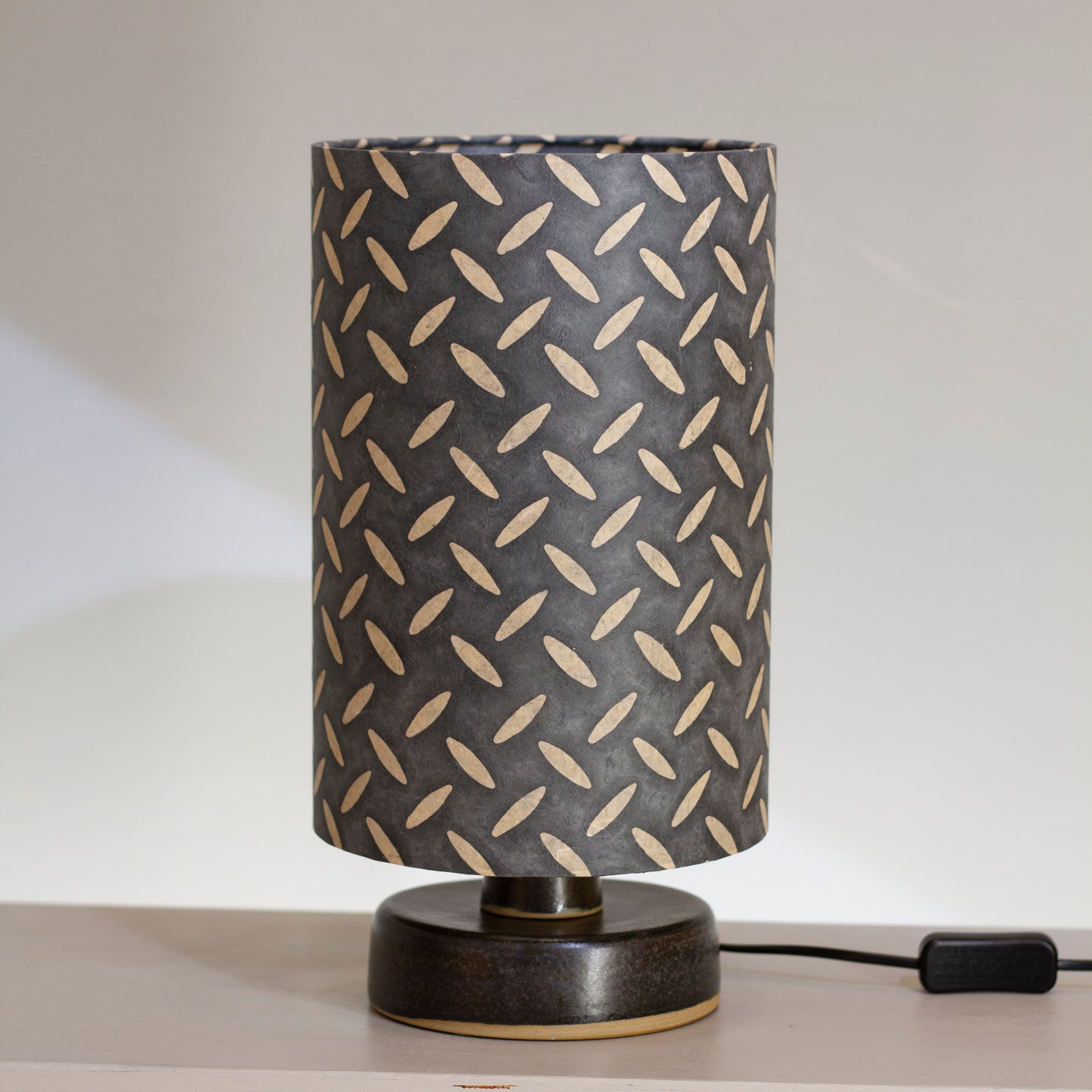 Round Grey Stoneware Table Lamp Base with 20cm X 30cm(h) Lamp Shade P88
