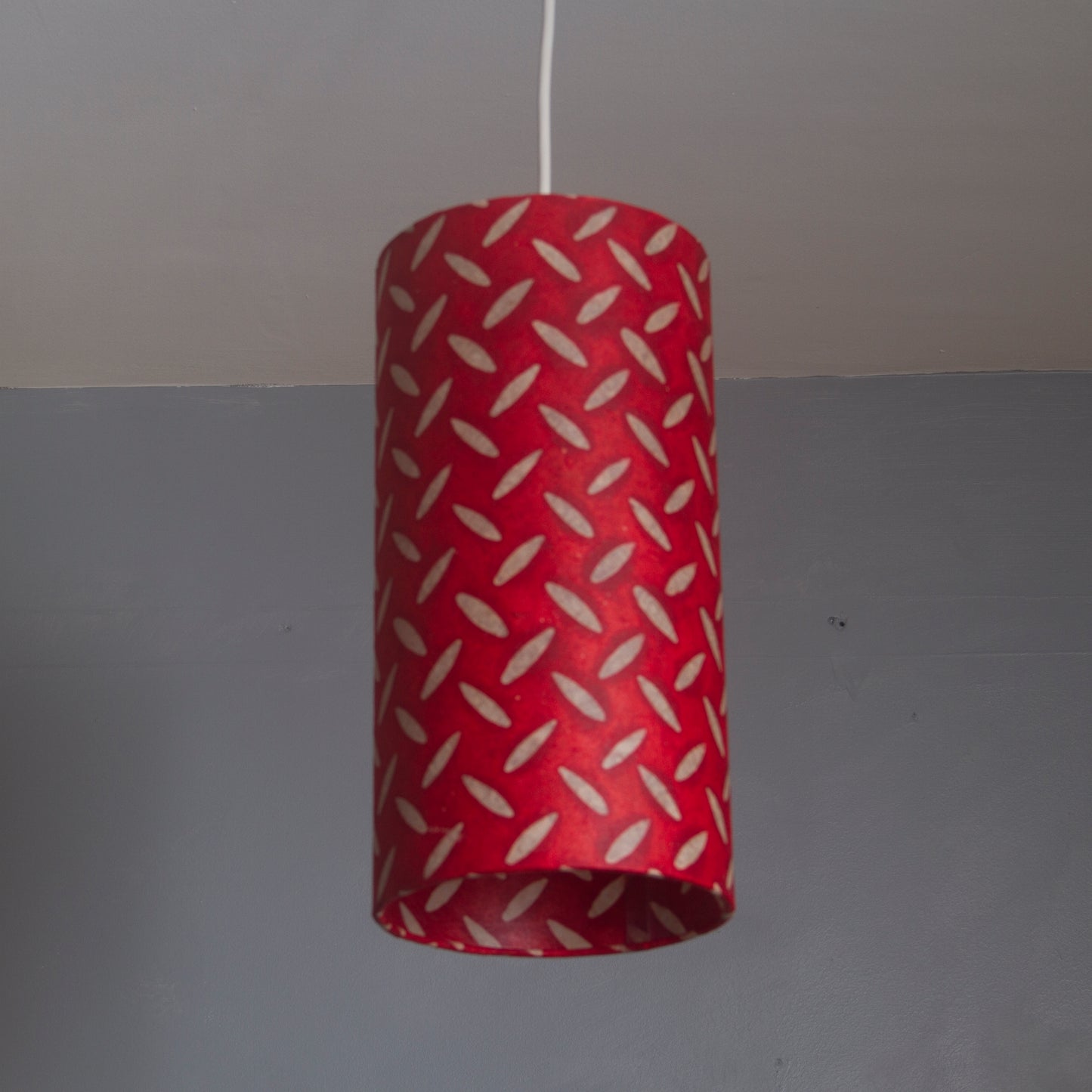 Drum Lamp Shade - P90 ~ Batik Tread Plate Red, 20cm(d) x 30cm(h)