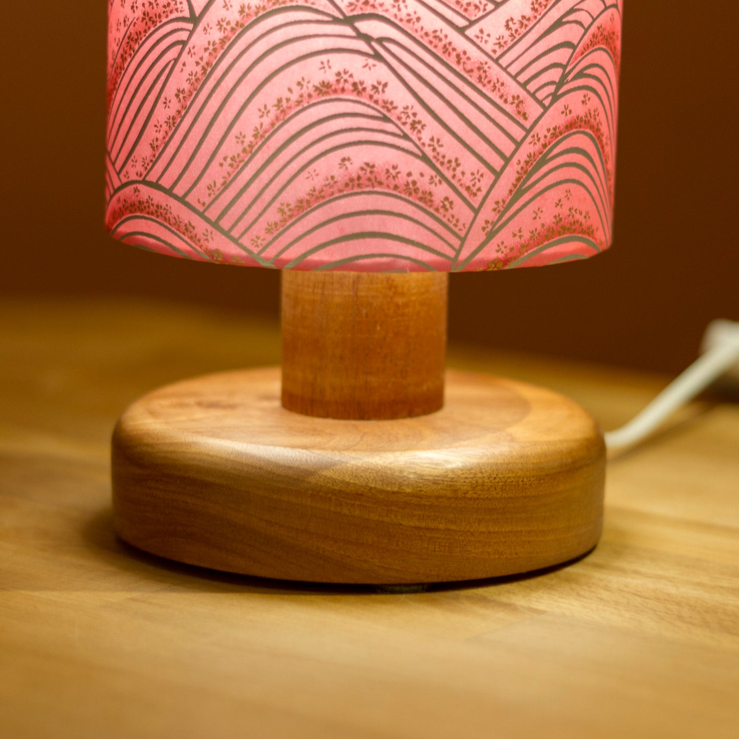 Round Sapele Table Lamp with 15cm x 30cm Lamp Shade in Pink Hills Washi - W04