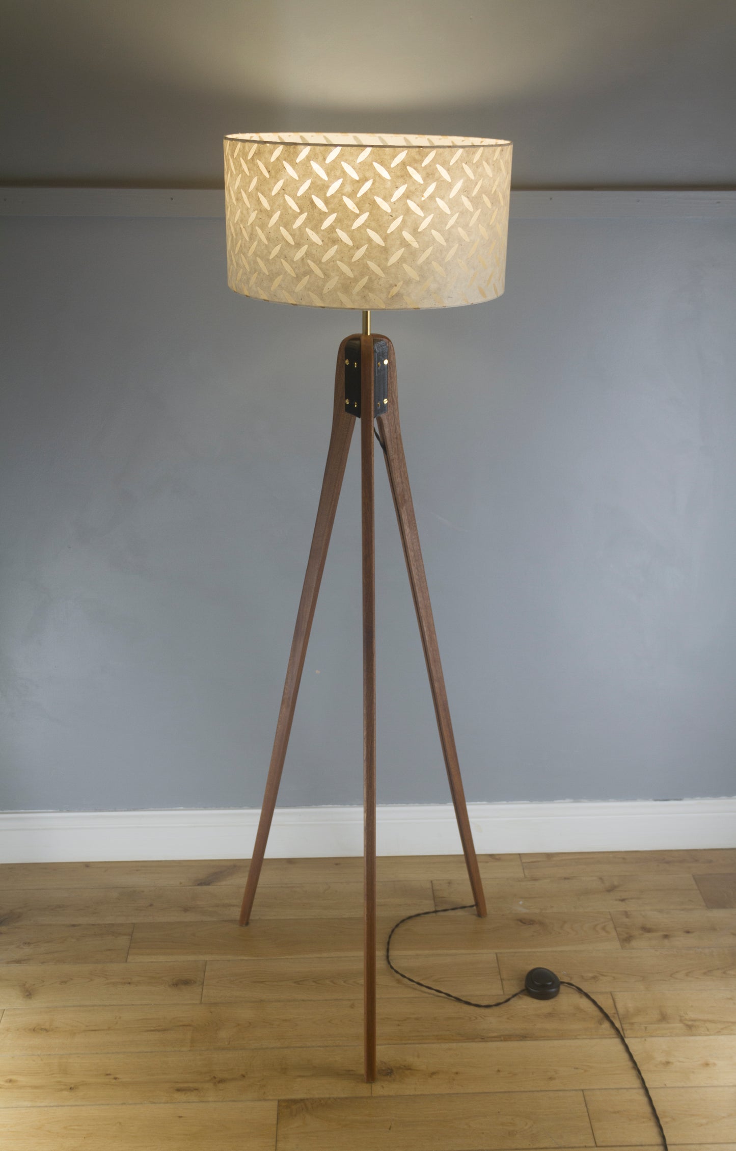 Sapele Tripod Floor Lamp - P10 - Batik Tread Plate Natural