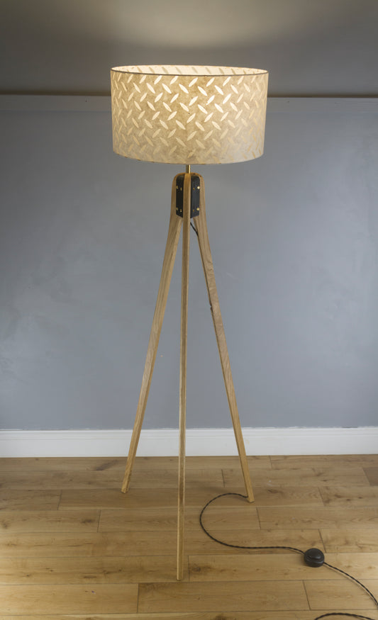Oak Tripod Floor Lamp - P10 - Batik Tread Plate Natural