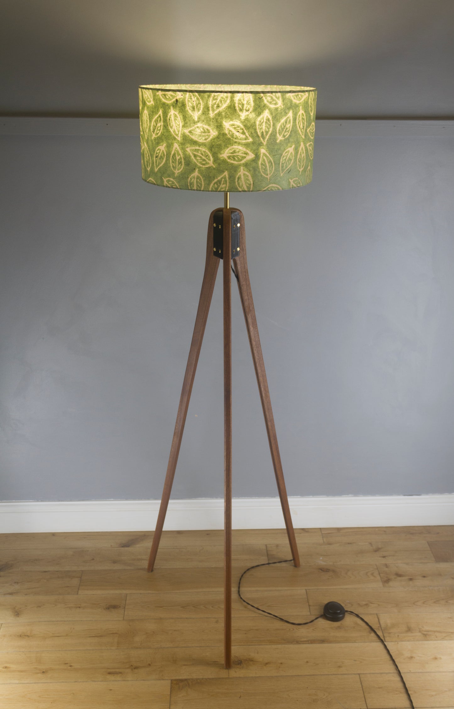 Sapele Tripod Floor Lamp - P29 - Batik Leaf on Green